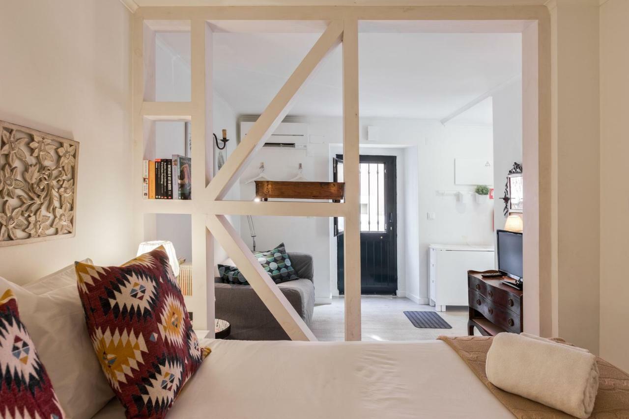 Ferienwohnung Typical And Brand New T.M. Flat Lissabon Exterior foto